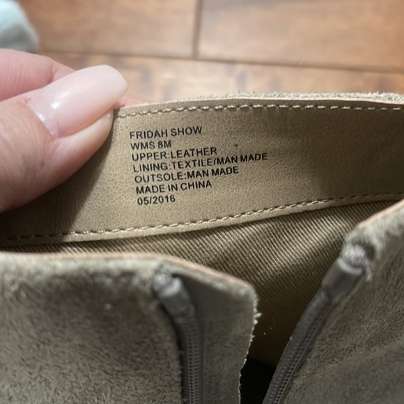 Kenneth Cole Reaction Suede Tan Open Toe Booties - Picture 8 of 11